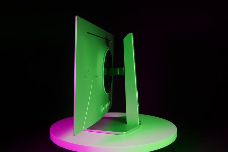 Side view of the Samsung Odyssey OLED G8 on its height-adjustable stand