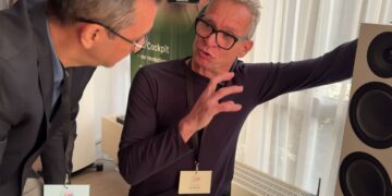 System Audio Silverback: Ole Witthøft presenting the Legend 60.2 DS