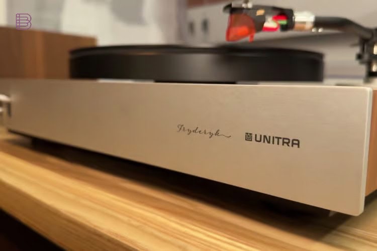 Unitra Fryderyk direct-drive turntable
