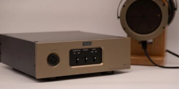 ESLAB EHT-7 electrostatic headphone energizer