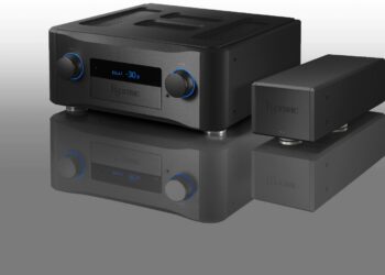 Esoteric Black Edition F-01 and PS-01F integrated amplifier and power supply