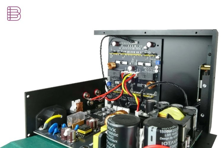 IOTAVX B:ound internal circuit board and power supply components