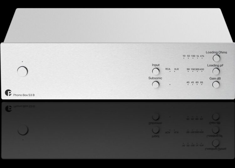 MM vs MC phono preamp: the Pro-Ject Phono Box S3 B with adjustable gain and loading