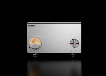 Nagra AMP II-S power amplifier front view