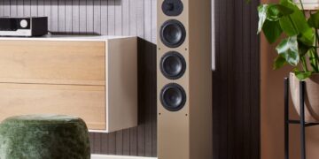 Nubert nuLine 284 floorstanding speaker in the new Cappuccino finish