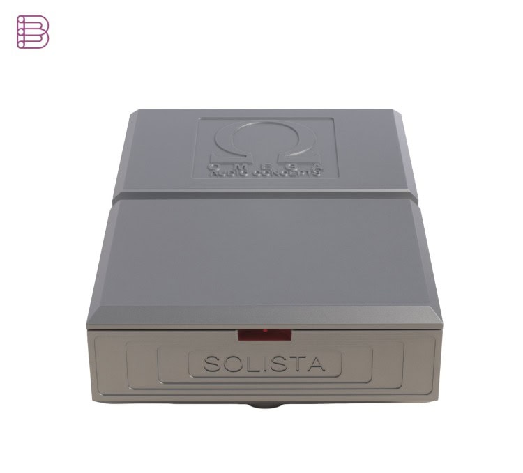 Omega Audio Concepts SOLISTA CD player, front view closed