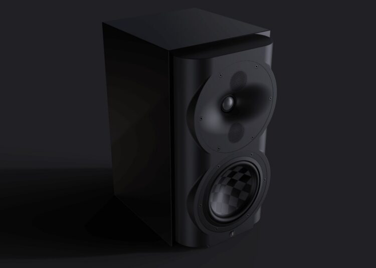 Perlisten S4b Black Edition bookshelf speaker, full product studio view