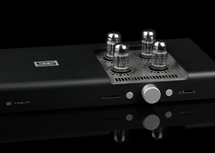 Schiit Freya 2 tube and solid-state preamplifier