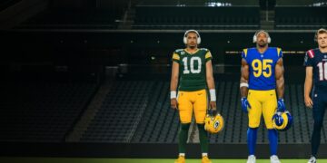 sony-nfl-wh1000xm6-featured.jpg