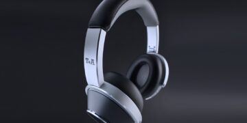T+A Solitaire T Pro Nightflight headphones, full view