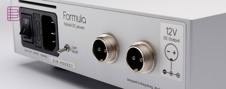 UNio Formula 12 rear panel showing 12V DC outputs and IEC power inlet