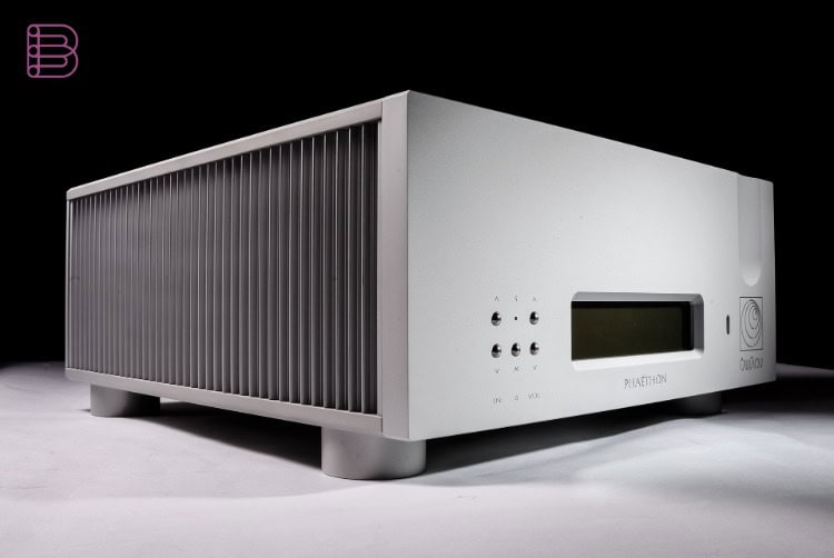 Ypsilon Phaethon neo integrated amplifier, side view