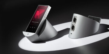 Astell-&-Kern-Launches-PD10-Digital-Audio-Player-For-On-The-Go