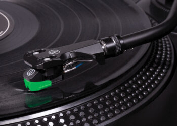 Audio-Technica-AT-LP120XBT-USB-Turntable