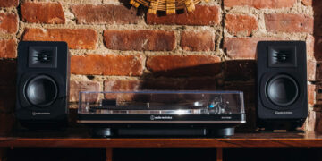 Audio-Technica-AT-SP3X-Active-Bookshelf-Speakers