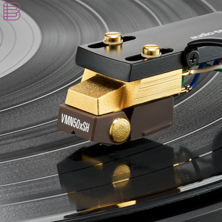 Audio-Technica-High-Fidelity-AT-LPA2-Turntable-3