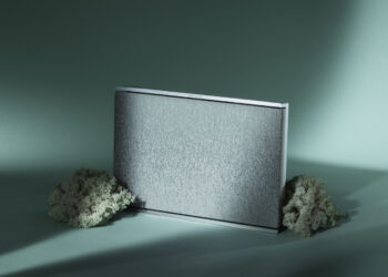 Bang-&-Olufsen-Announces-Beosound-Level-Frosted-Green
