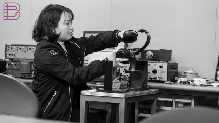 Behind-the-Scenes-with-Headphone-Engineer-Shiwaku-Nonomi-1