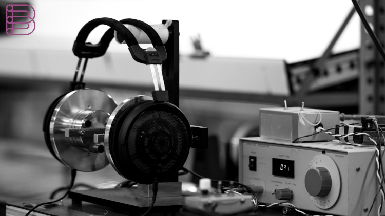 Behind-the-Scenes-with-Headphone-Engineer-Shiwaku-Nonomi-3