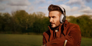 Bowers-&-Wilkins-Px8-S2-Headphone