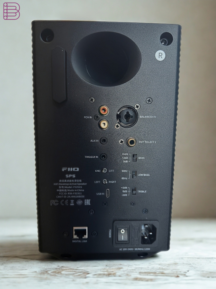FiiO-Reveals-SP5-Active-Speakers-3