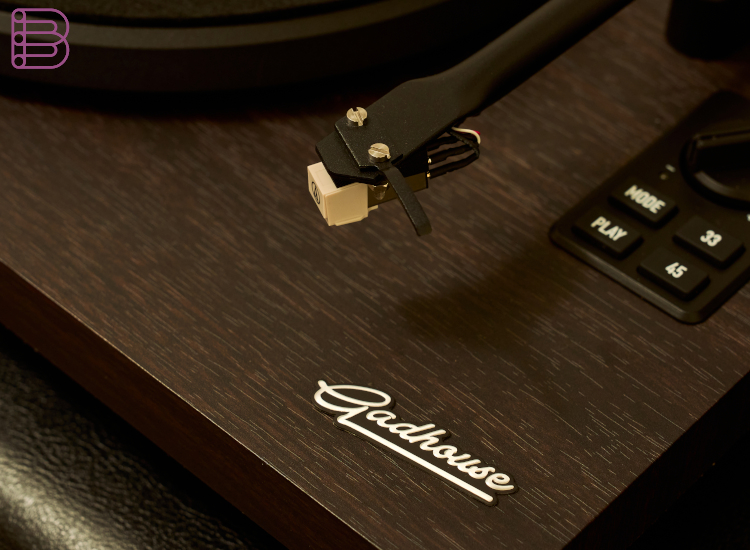 Gadhouse-Launches-The-Henry-Turntable-1