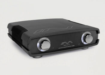 Java-Hi-Fi-Java-Carbon-Amplifier-1