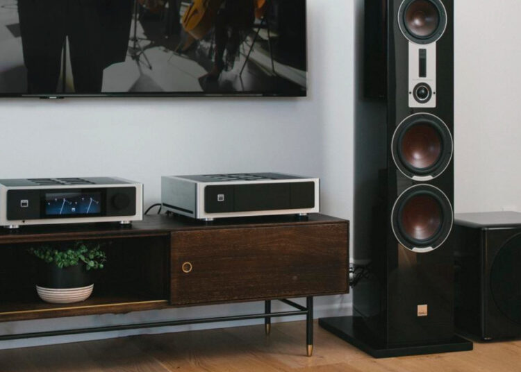 Lenbrook-Americas-Unveil-sPremier-Hi-Fi-Offerings-at-AXPONA-2026