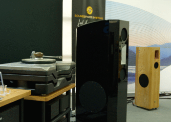 Michael-Pressman-shows-new-Soundspace-Systems-speakers-at-High-End-Munich-2025