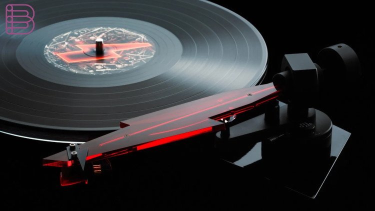 Pro-Ject-AC:DC-Turntable-Limited-Edition-2