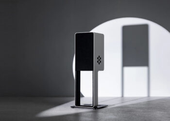 Silent-Pound-Bloom-Loudspeaker