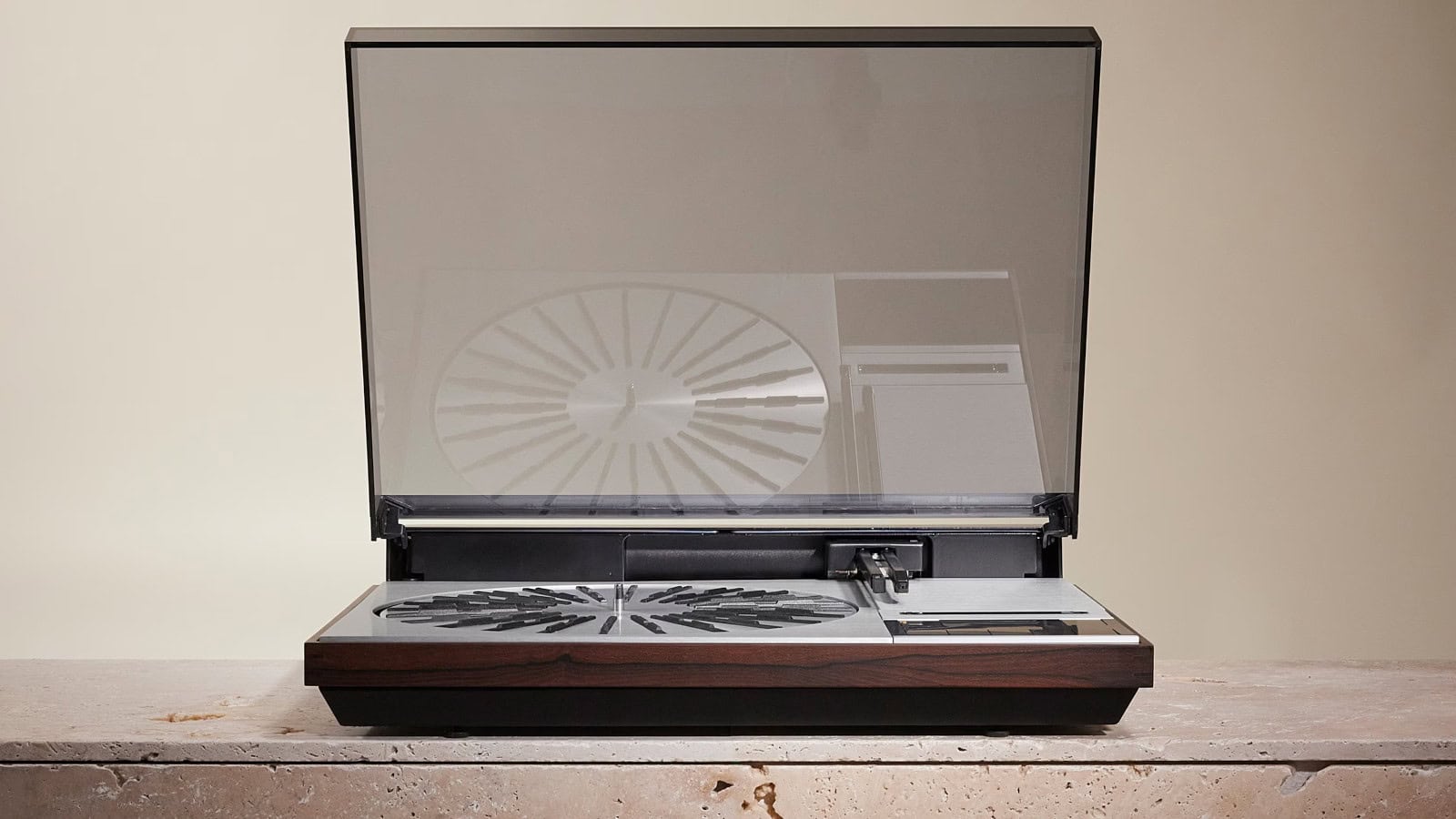 The Beogram 4000C Turntable – Best of High End