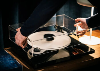 The-Pro-Ject-Elemental-Final-Edition-Turntable