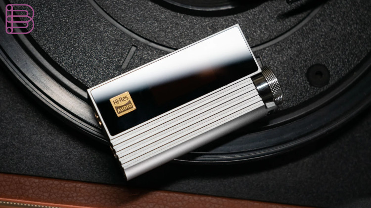 The-iBasso-Nunchaku-Portable-DAC-2