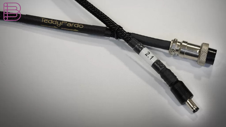 Unlock-Your-DAC’s-Full-Potential-with-MiniTeddy-SE-Power-Supply-1