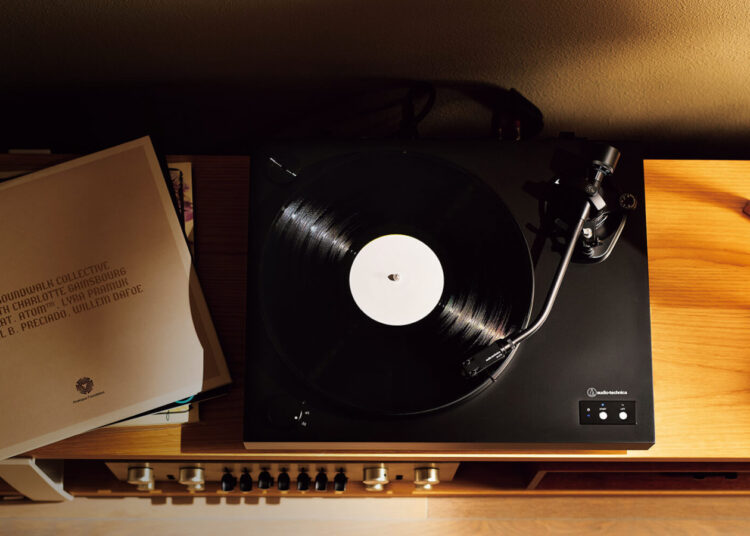 audio-technica-is-all-about-analog-at-axpona-2025