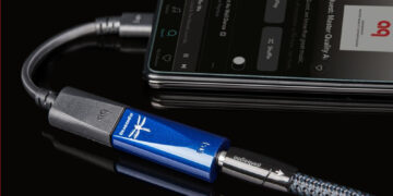 audioquest-dragonfly-cobalt