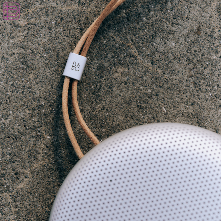 bang-olufsen-beosound-A1-3rd-gen-bronze-speaker*2