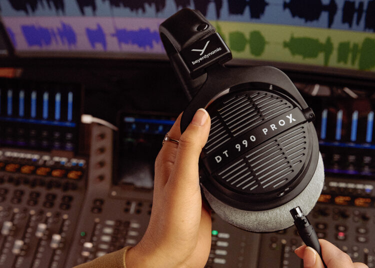 beyerdynamic-acquired-by-cosonic