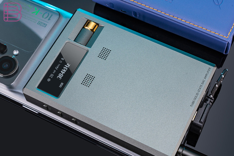 cayin-ru9-portable-usb-dac-head-amp-dongle-3