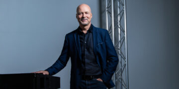 d&b-Group-Announces-Leadership-Transition