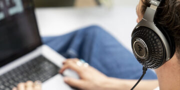 focal-lensys-professional-heapdhones