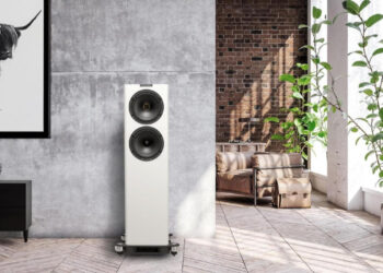 fyne-audio-f704sp-debuts-at-Axpona-2025