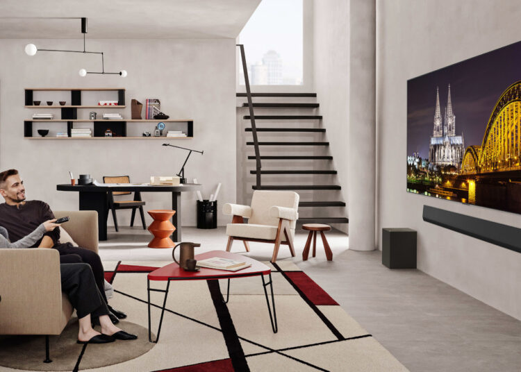 lg's-2025-oled-evo-lineup-includes-first-wireless-model