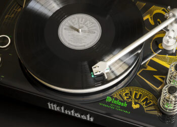 mcintosh-mti100-integrated-turntable-sun-records-limited-edition