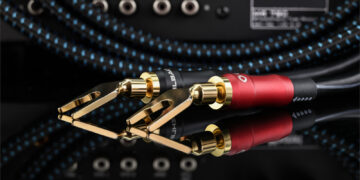 oehlbach-transform-dual-plug-speaker-cable