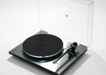 rega-planar3-eco-special-turntable