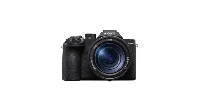 Sony RX10 V: one camera, 25x zoom, AI-powered autofocus. 📸 Link in bio for the full story. #Sony #RX10V #SonyAlpha #Superzoom #CameraGear #Photography #TravelPhotography #WildlifePhotography #TechNews #BestOfHighEnd