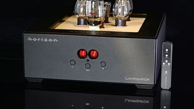 Lampizator's flagship DAC evolves into the Horizon-2 — redesigned digital engine, zero-feedback tube output stage, hundreds of tube-rolling combinations. Link in bio. #lampizator #dac #highendaudio #hifi #tubeaudio #audiophile #hifisetup #digitalaudio #tubeamp #musiclovers