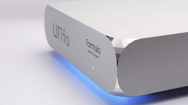 UNio's Formula 12 brings dual-stage hybrid DC power to your network rack ⚡ 12A / 144W, close to 90% efficient, for near-silent streaming. Link in bio for the full story.
#UNio #Formula12 #PowerSupply #NetworkAudio #HiFi #Audiophile #Streaming #NewGear #BestOfHighEnd
